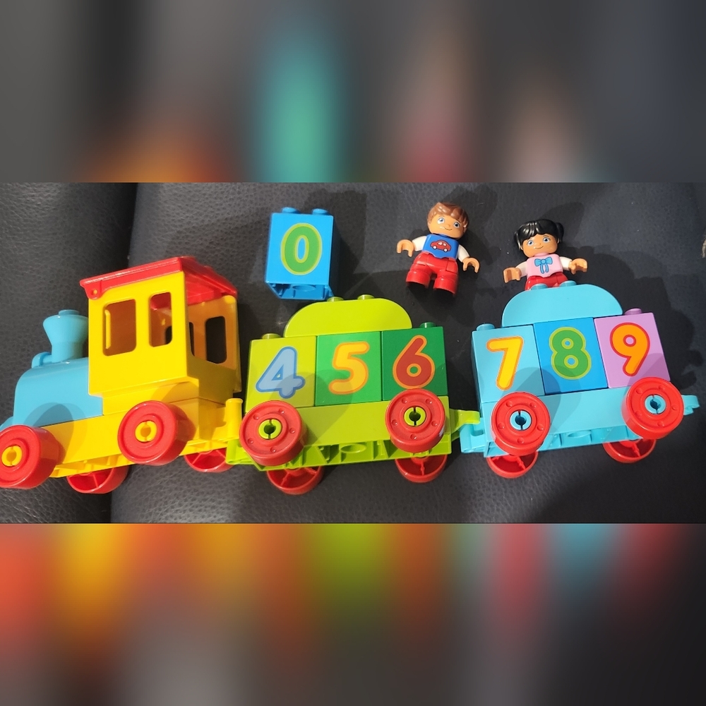 Duplo Counting Lego Train